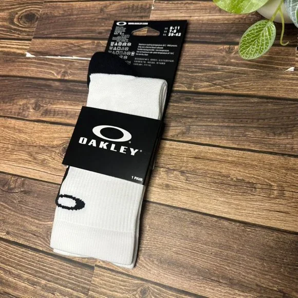 NWT Oakley Ribbed Ellipse Long Socks Size Medium (White) *Unopened* Unisex - Picture 4 of 8